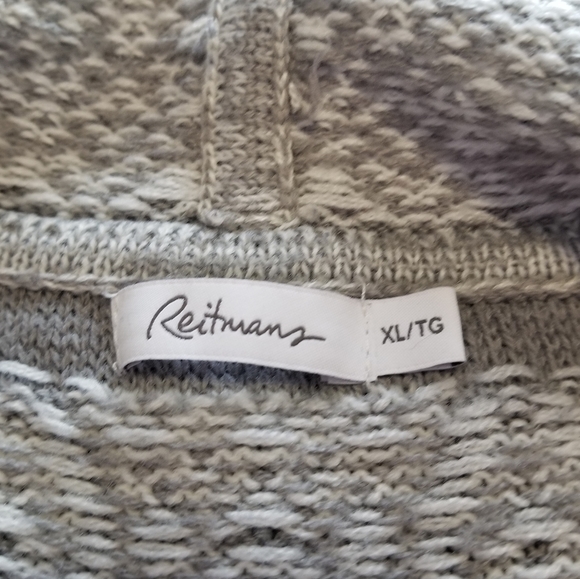 COZY Sweater - Picture 3 of 7